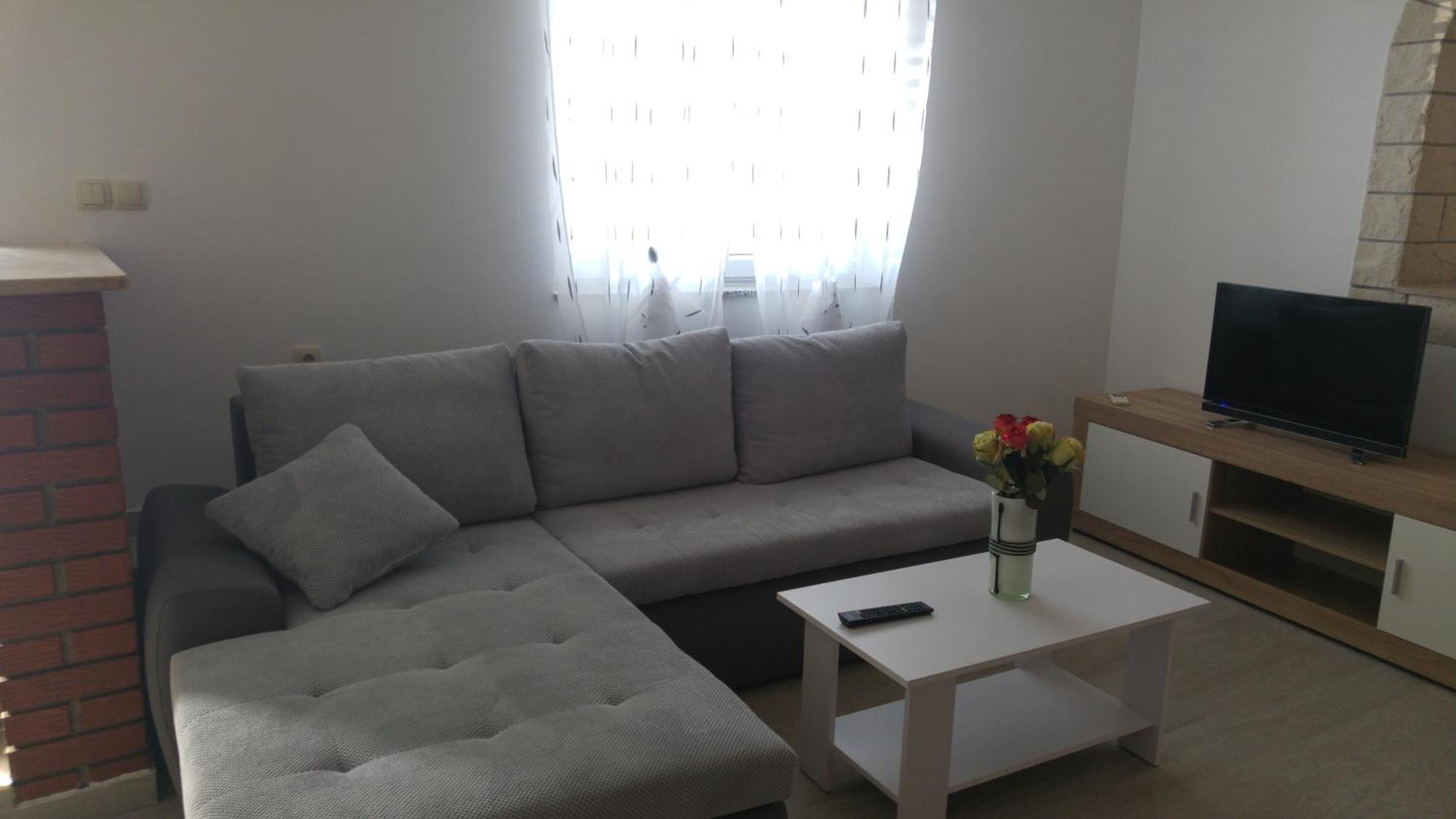 Apartments And Room Suza Сень Екстер'єр фото
