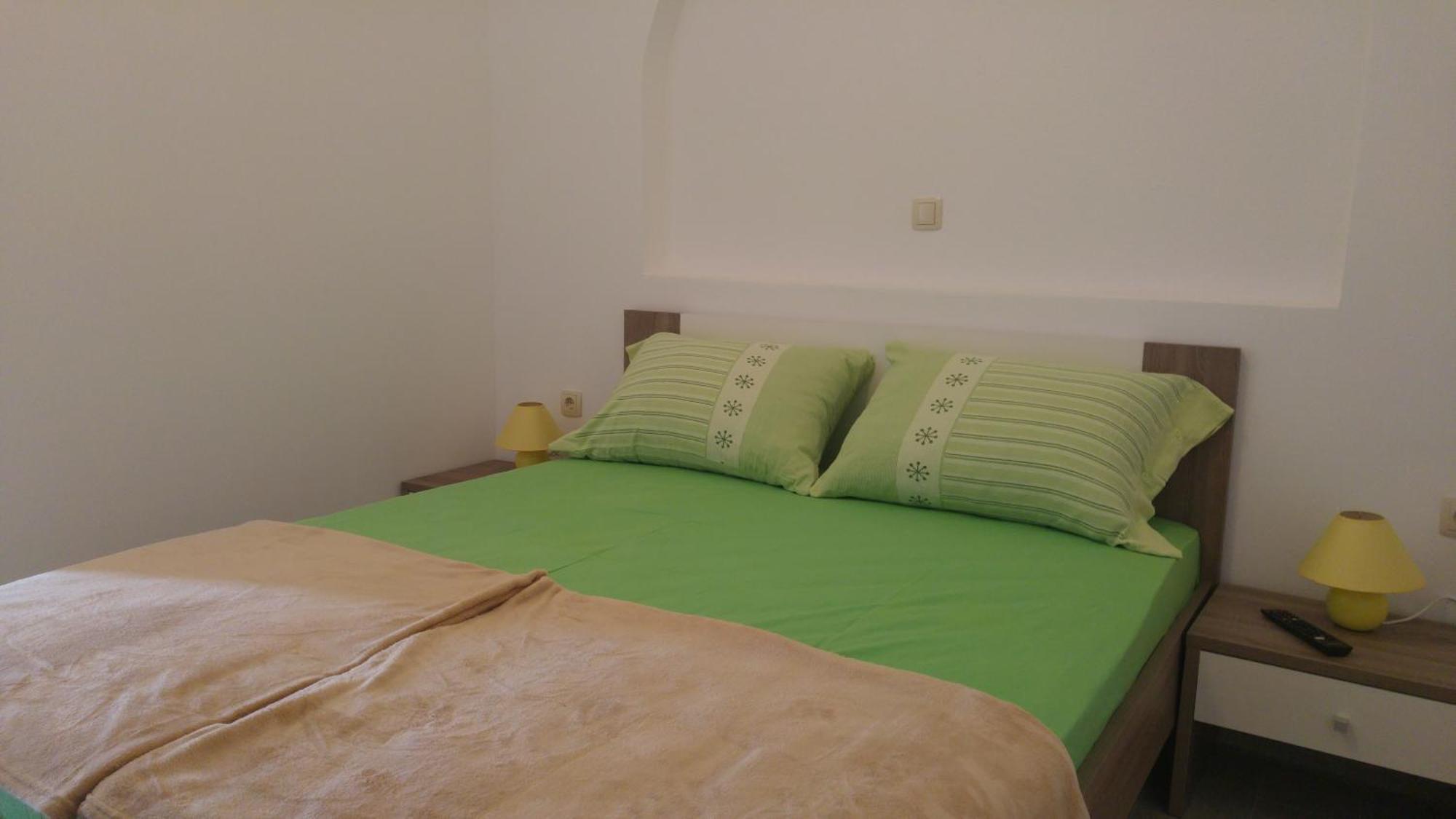 Apartments And Room Suza Сень Екстер'єр фото