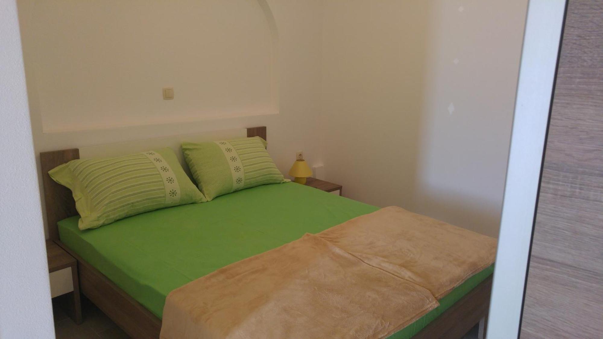Apartments And Room Suza Сень Екстер'єр фото